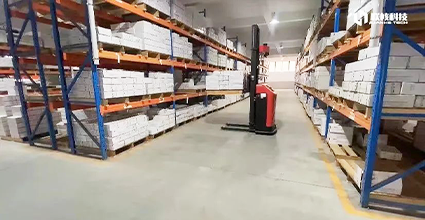 联核案例:液压设备制造企业巧用无人叉车旧仓焕新升级!